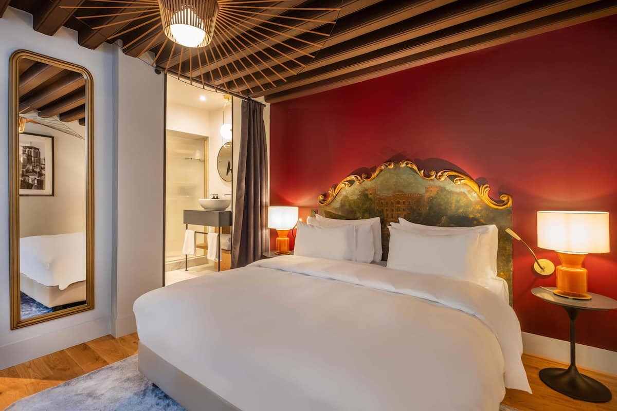 Premium Room (Collection)