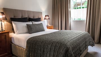 1 bedroom, minibar, desk, iron/ironing board