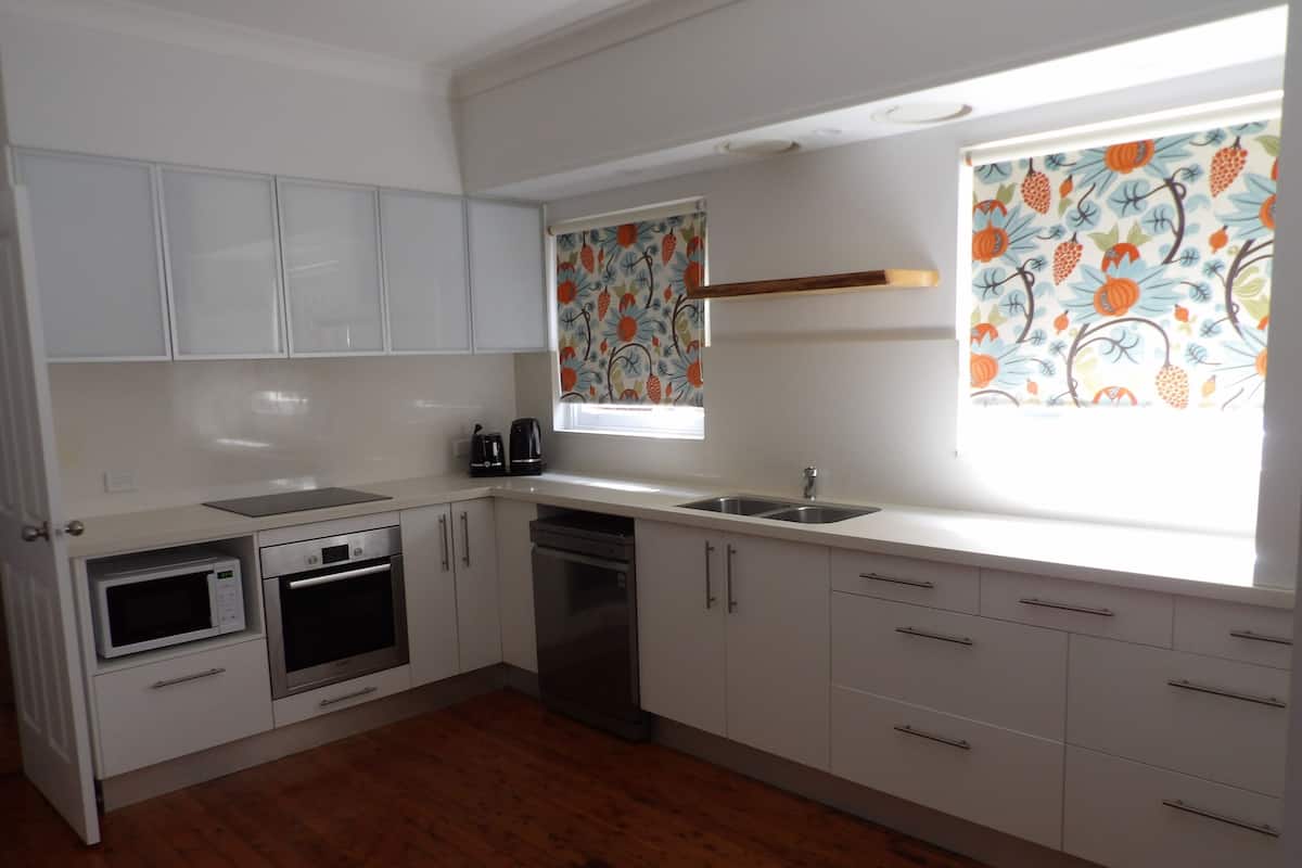 Familienapartment | Eigene Küche | Kühlschrank, Wasserkocher mit Kaffee-/Teezubehör, Wasserkocher, Toaster