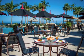 2 restaurants, breakfast, lunch, dinner served; international cuisine