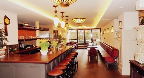 Bar (on property) - Hotel Omega Amsterdam (Amsterdam)