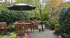 Terrace/patio - Hotel Omega Amsterdam (Amsterdam)