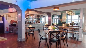 Dining - New Madeira (Brighton)