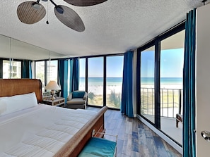 Apartamento, 1 cama de matrimonio grande con sofá cama, balcón, vistas al mar (T2 204 - No Pets) | 3 dormitorios, decoración individual, mobiliario individual
