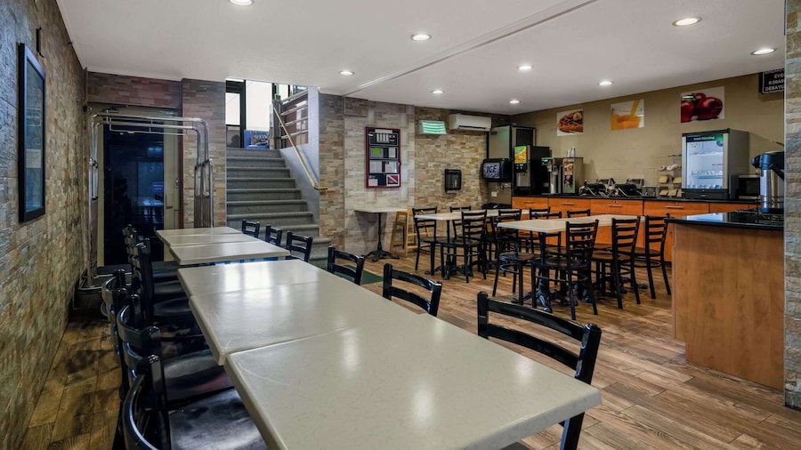 Quality Inn JFK Airport Rockaway Blvd