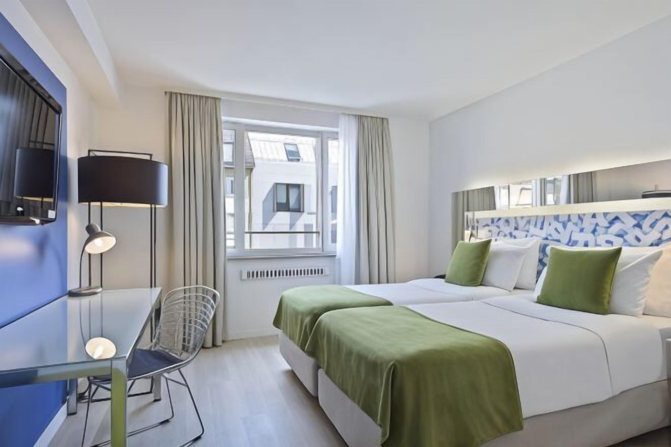 Premium bedding, in-room safe, desk, blackout curtains