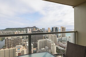 Studio Partial Ocean View | Beach/ocean view - Skyline Island Colony Hotel (Honolulu)