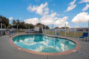 Seasonal outdoor pool