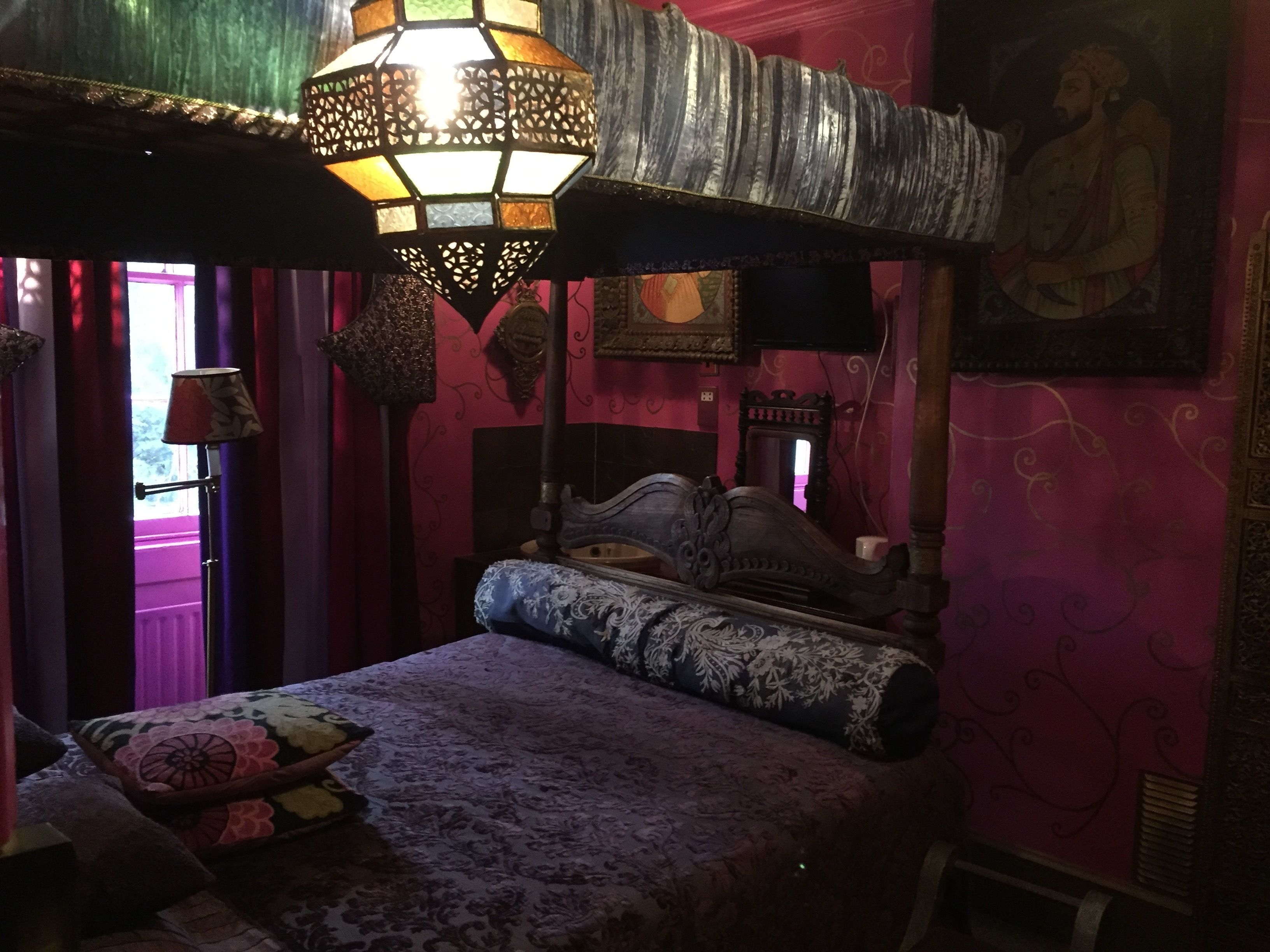 Photo - Pavilion Hotel