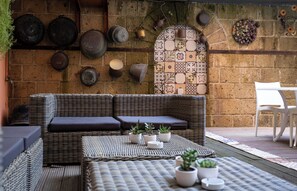 Breakfast, lunch, dinner and brunch served - Grand Hotel Tiberio (Rome)
