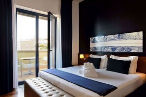 Deluxe Room, Terrace, Tower | In-room safe, desk, laptop workspace, blackout drapes