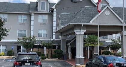 Country Inn & Suites by Radisson, McDonough, GA