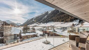 Design-lejlighed - 2 soveværelser - bjergudsigt | Balkon