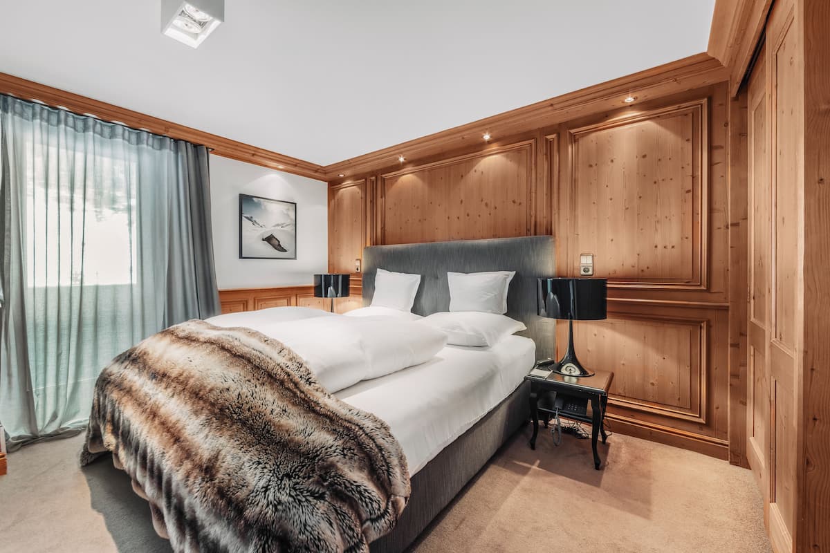 Allergikerbettwaren, Minibar, Zimmersafe, kostenloses WLAN