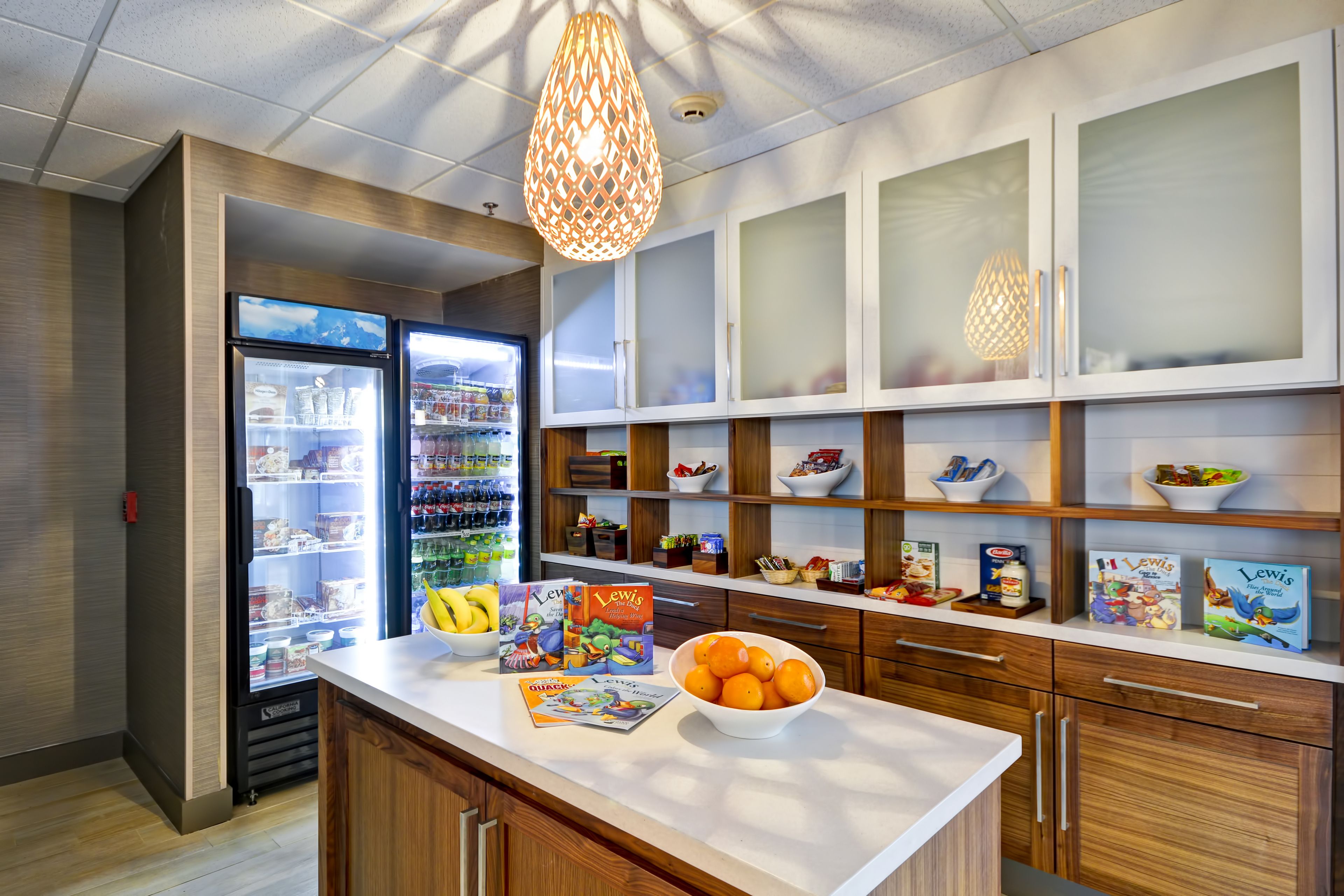 free daily self-service breakfast