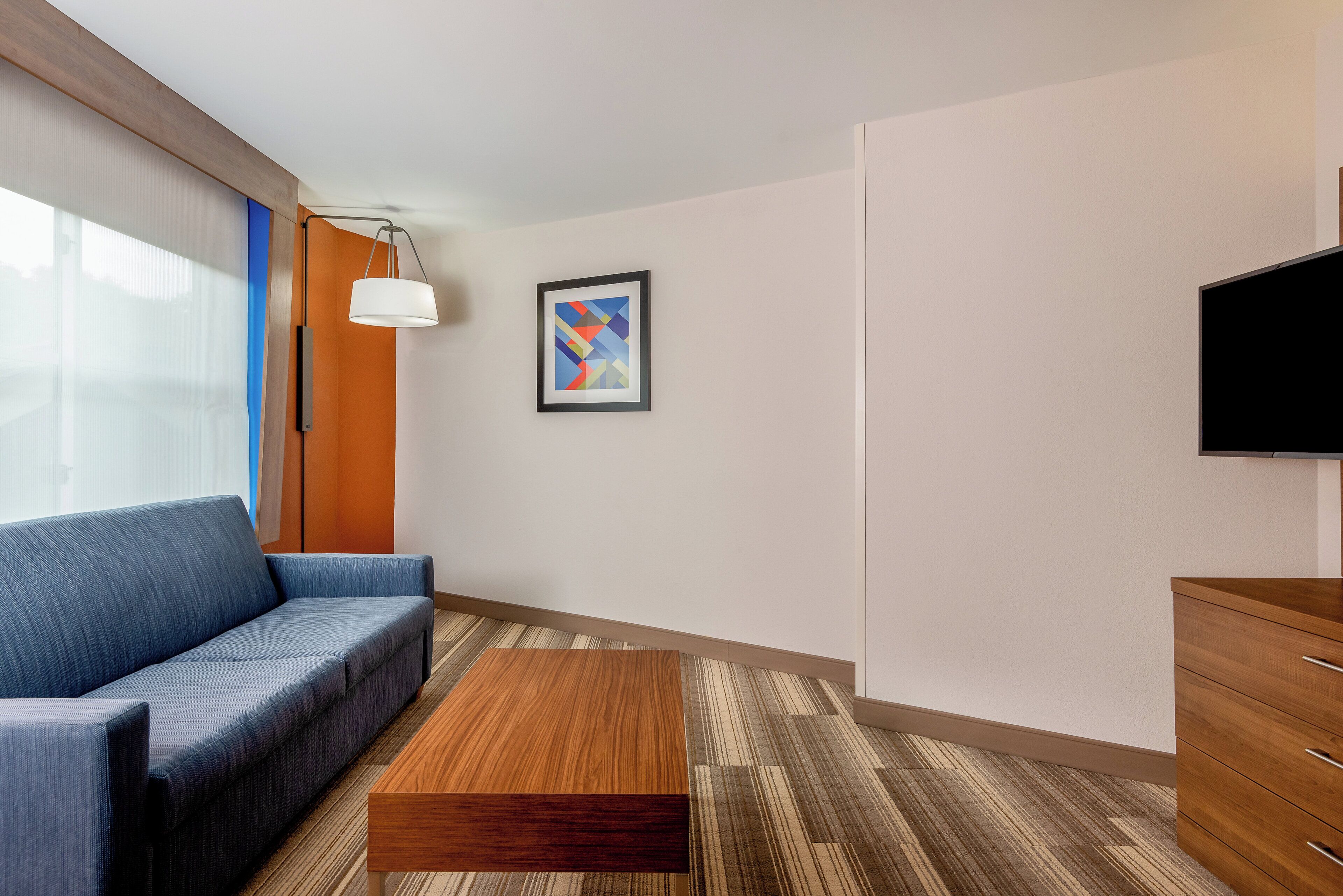 Photo - Holiday Inn Express Chapel Hill by IHG