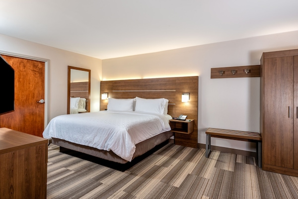 In-room safe, desk, blackout drapes, iron/ironing board