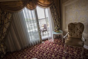 Sultan Suite | Minibar, Zimmersafe, individuell dekoriert, individuell eingerichtet