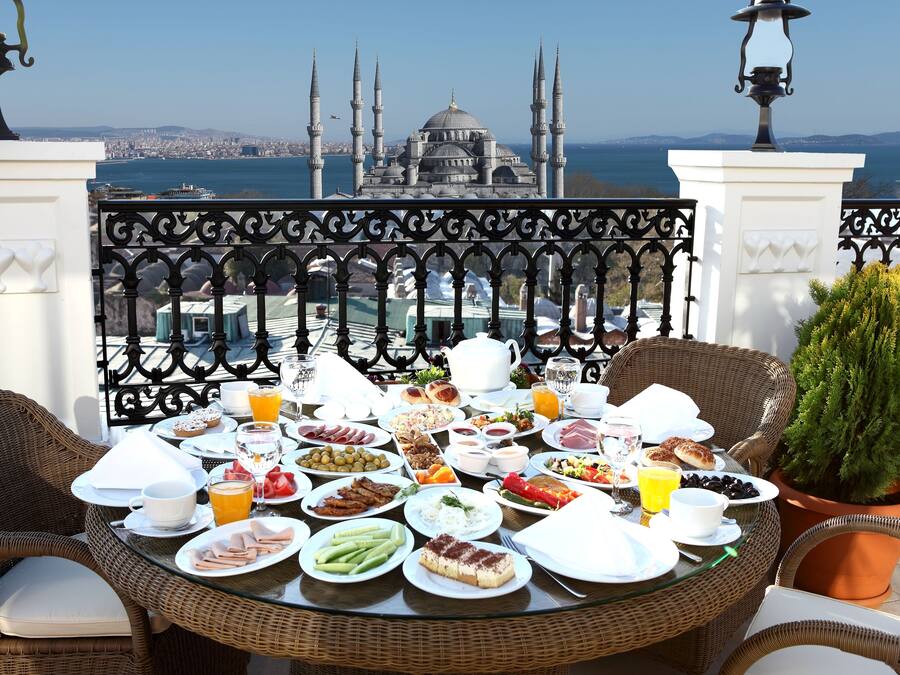 Breakfast area
