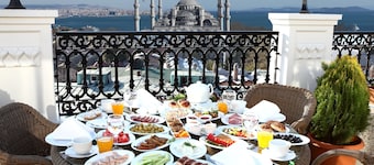 Deluxe Golden Horn Sultanahmet Hotel