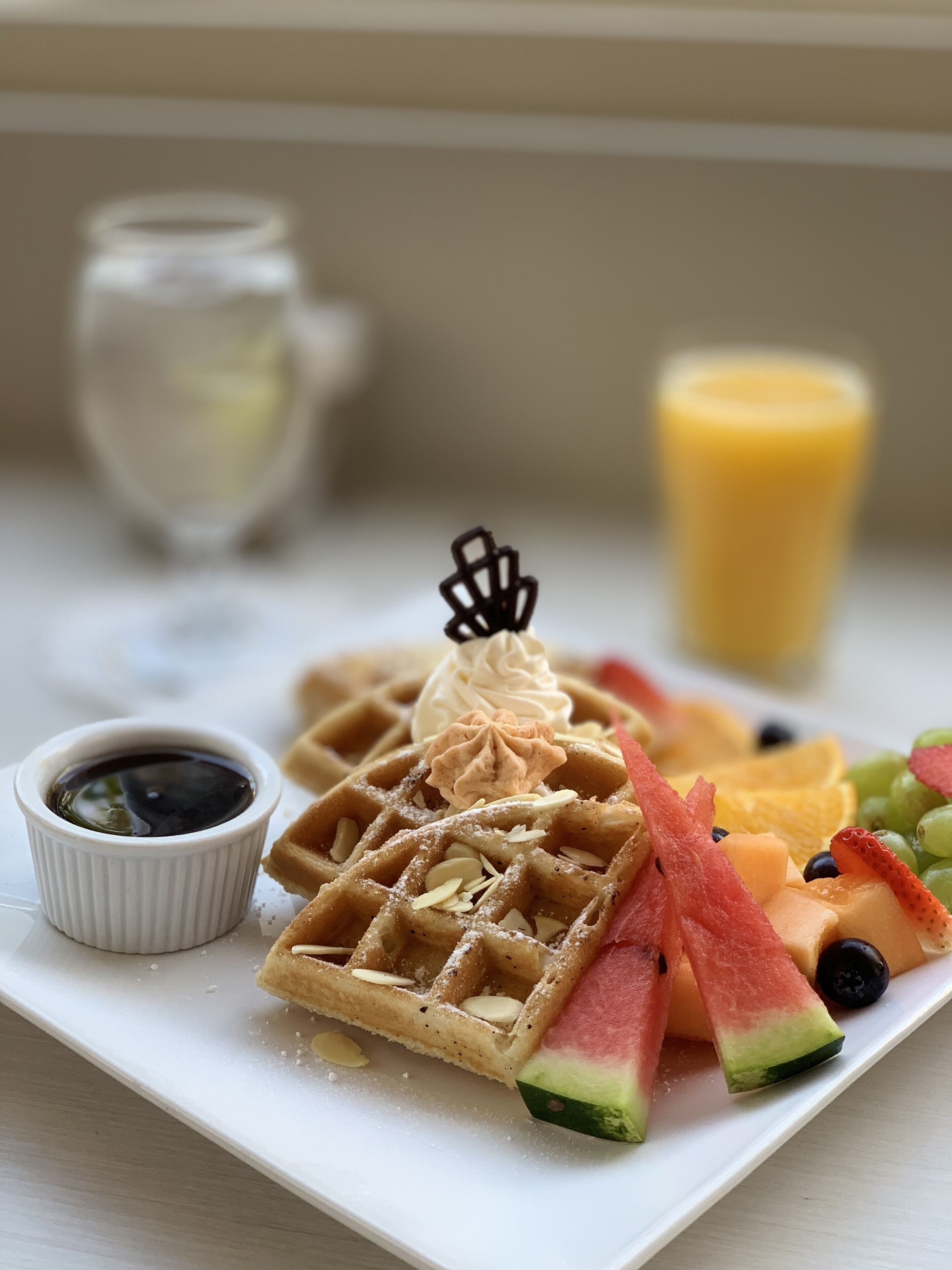 朝食