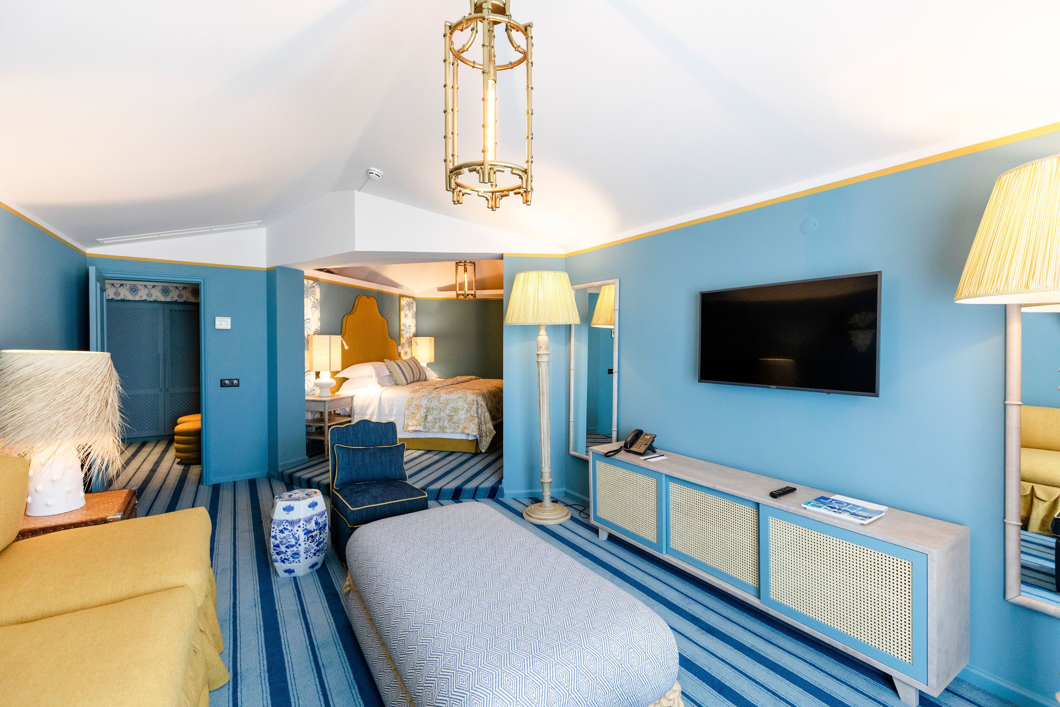 suite, sea view | hypo-allergenic bedding, minibar, in-room safe, individually decorated