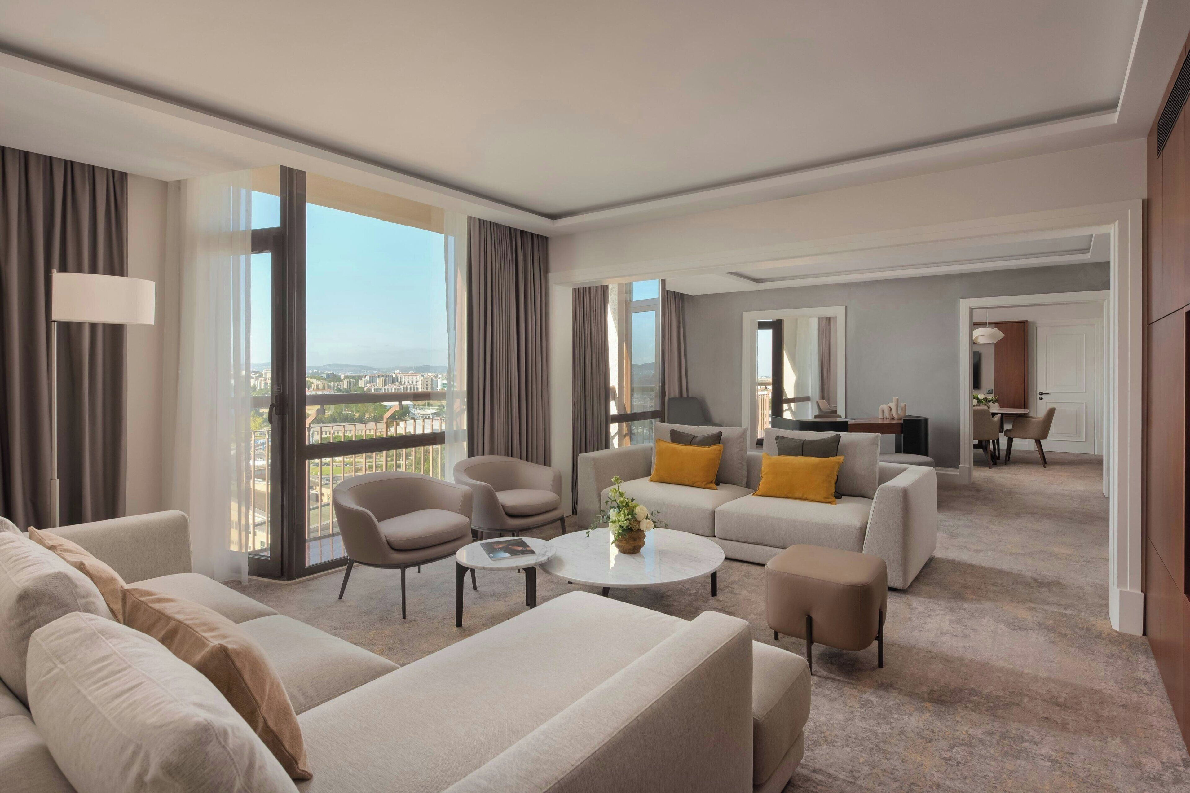 32-inch LCD TV with satellite channels, TV