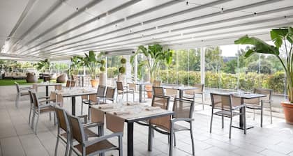 Courtyard by Marriott Rome Central Park
