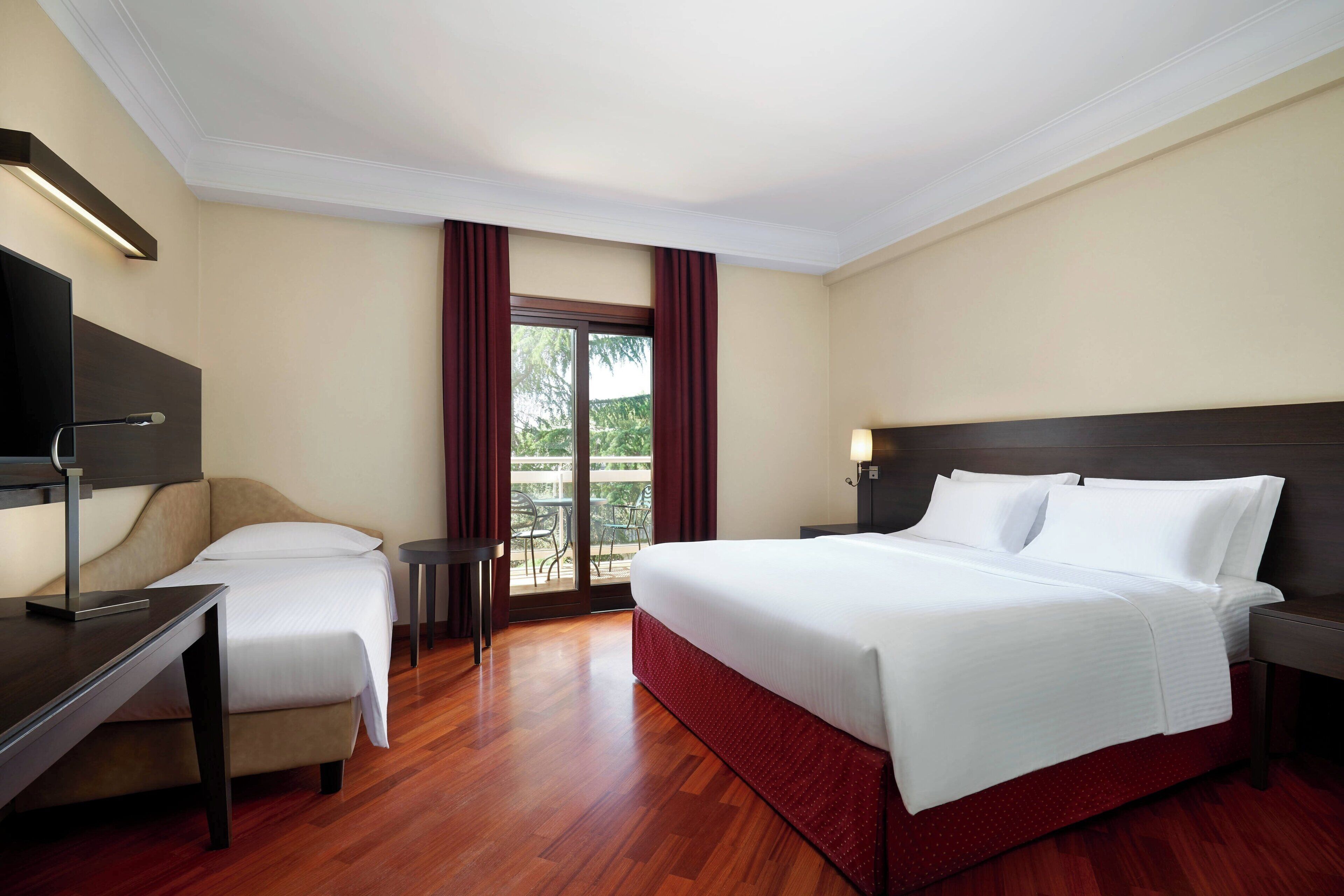 Photo - Courtyard by Marriott Rome Central Park