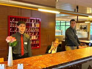 Reception - Sport - und Tagungshotel De Poort (Goch)