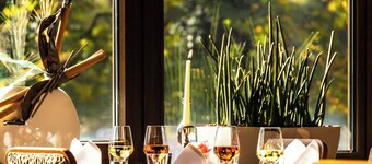 Sport - und Tagungshotel De Poort