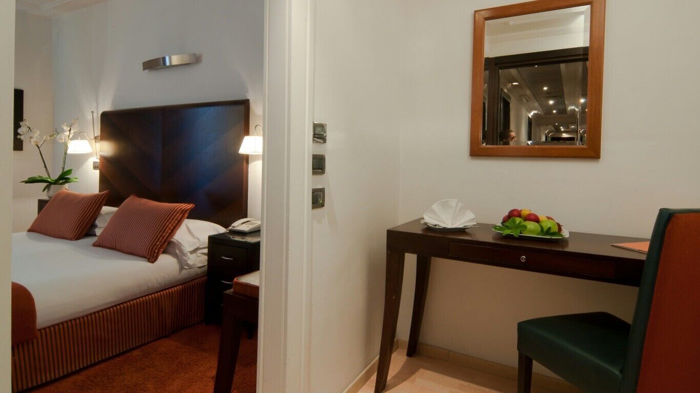 Premium bedding, minibar, in-room safe, soundproofing