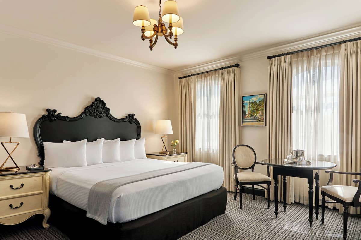 Frette Italian sheets, premium bedding, in-room safe, desk