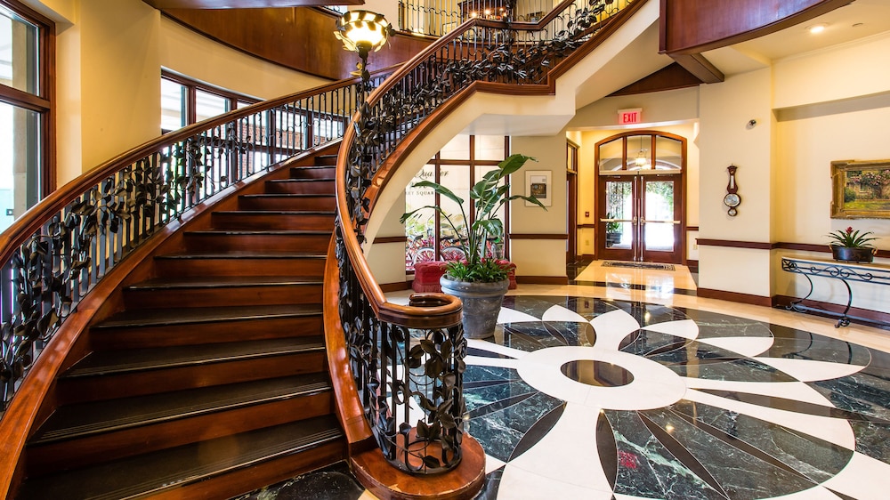 French Quarter Inn by null