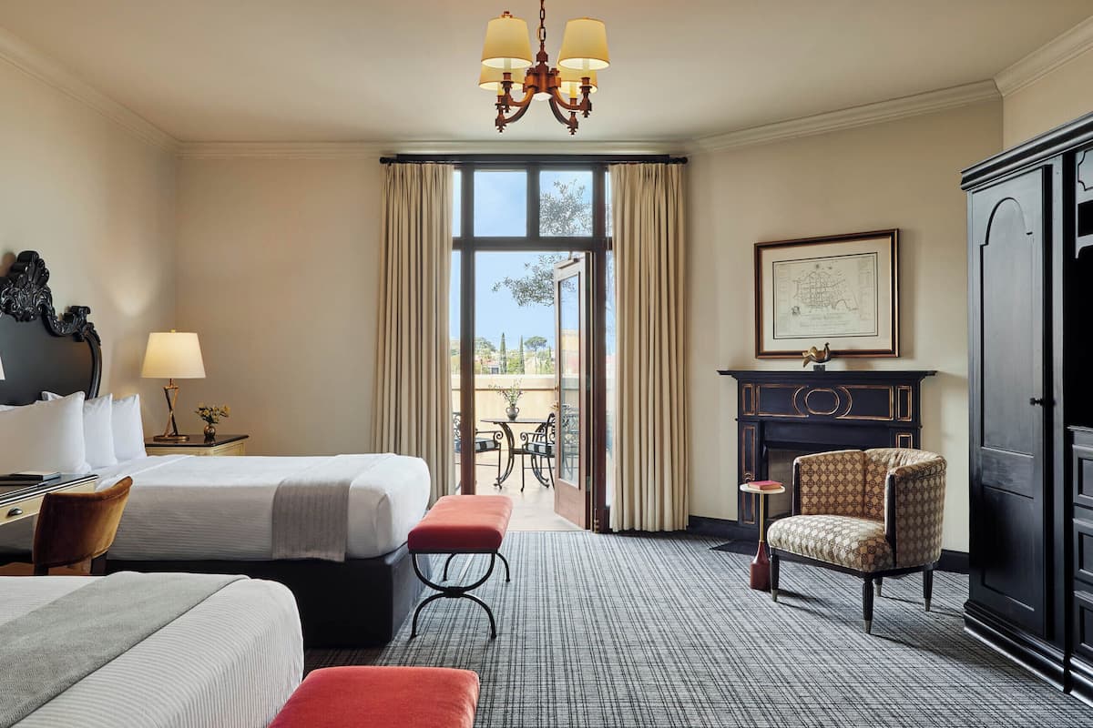 Deluxe Suite, Terrace (Market View) | Frette Italian sheets, premium bedding, in-room safe, desk