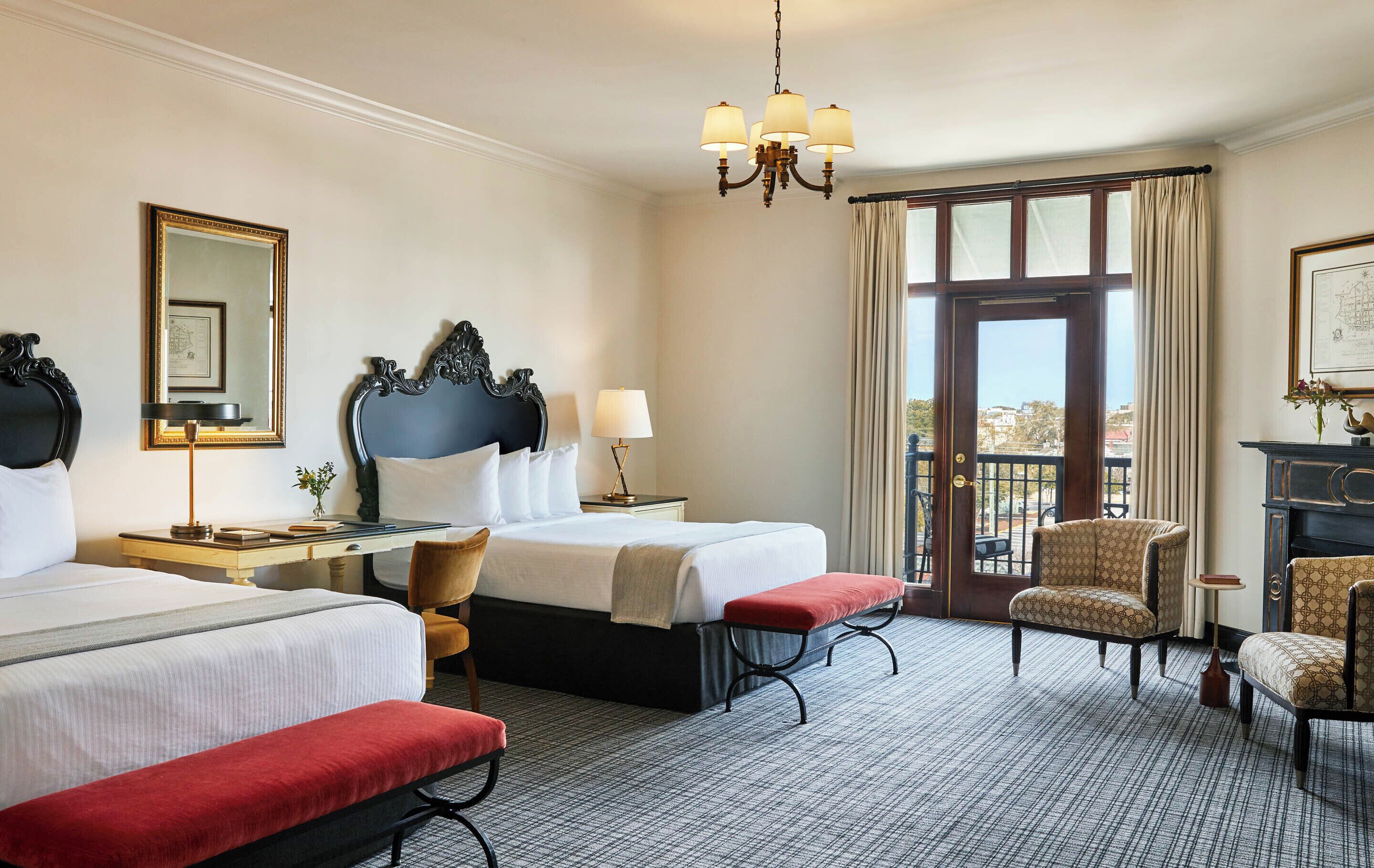 Premium Suite, Balcony (Market View) | Frette Italian sheets, premium bedding, in-room safe, desk