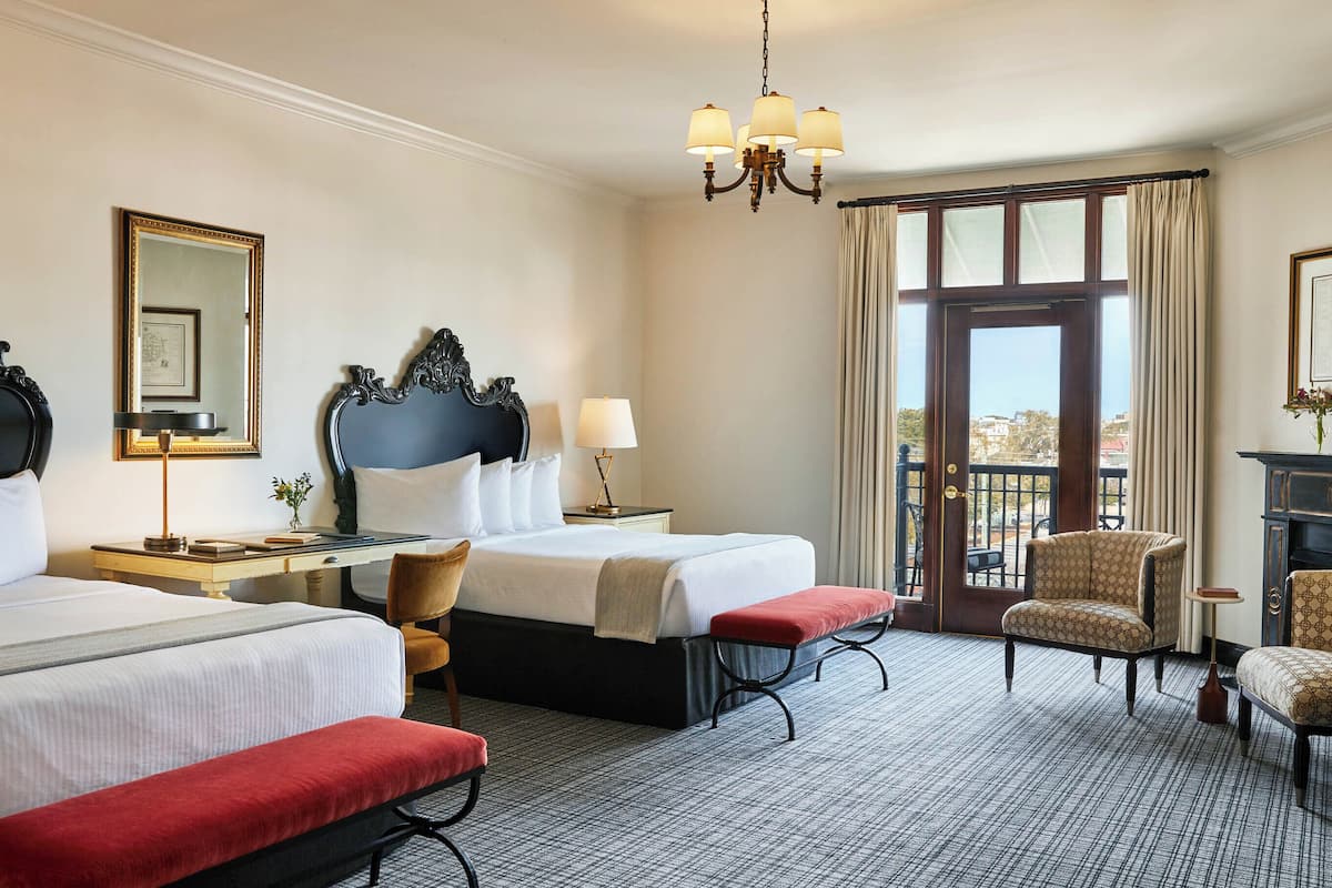 Premium Suite, Balcony (Market View) | Frette Italian sheets, premium bedding, in-room safe, desk