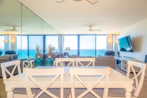 1-Bedroom Condominium - 607 | In-room dining