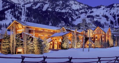 Snake River Lodge - Amenities at Sister Property