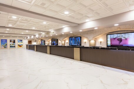 Westgate Lakes Resort Spa Universal Studios Area - Image 23