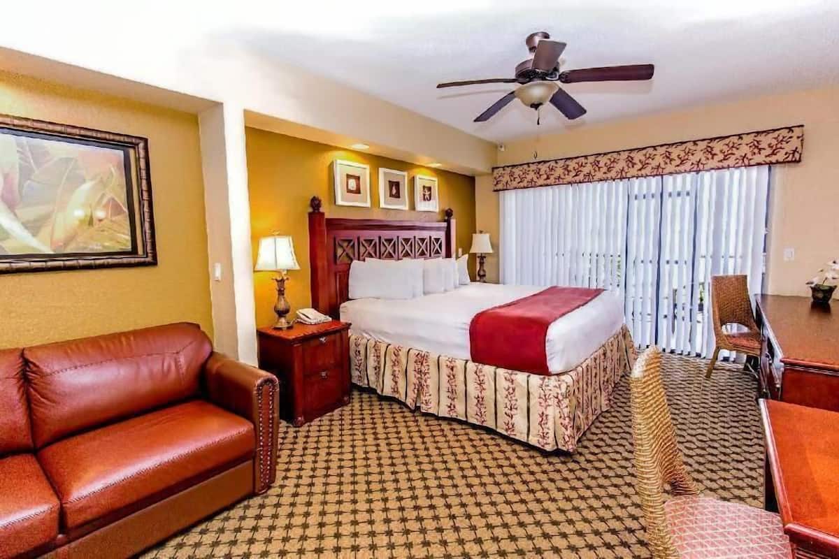 Coffre-fort, bureau, espace de travail pour ordinateurs portables