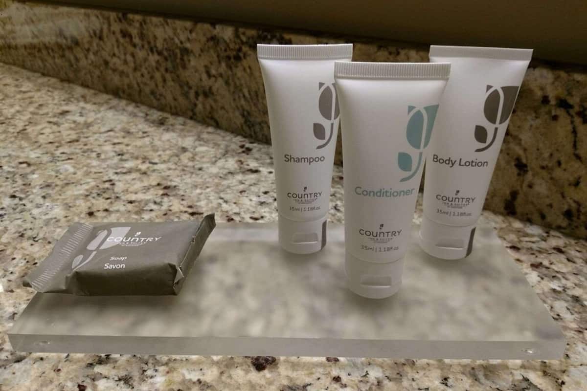 premium bedding, in-room safe, desk, laptop workspace