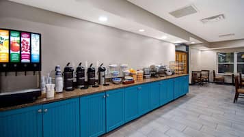 Free daily buffet breakfast