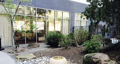 Courtyard by Marriott Oakland Downtown