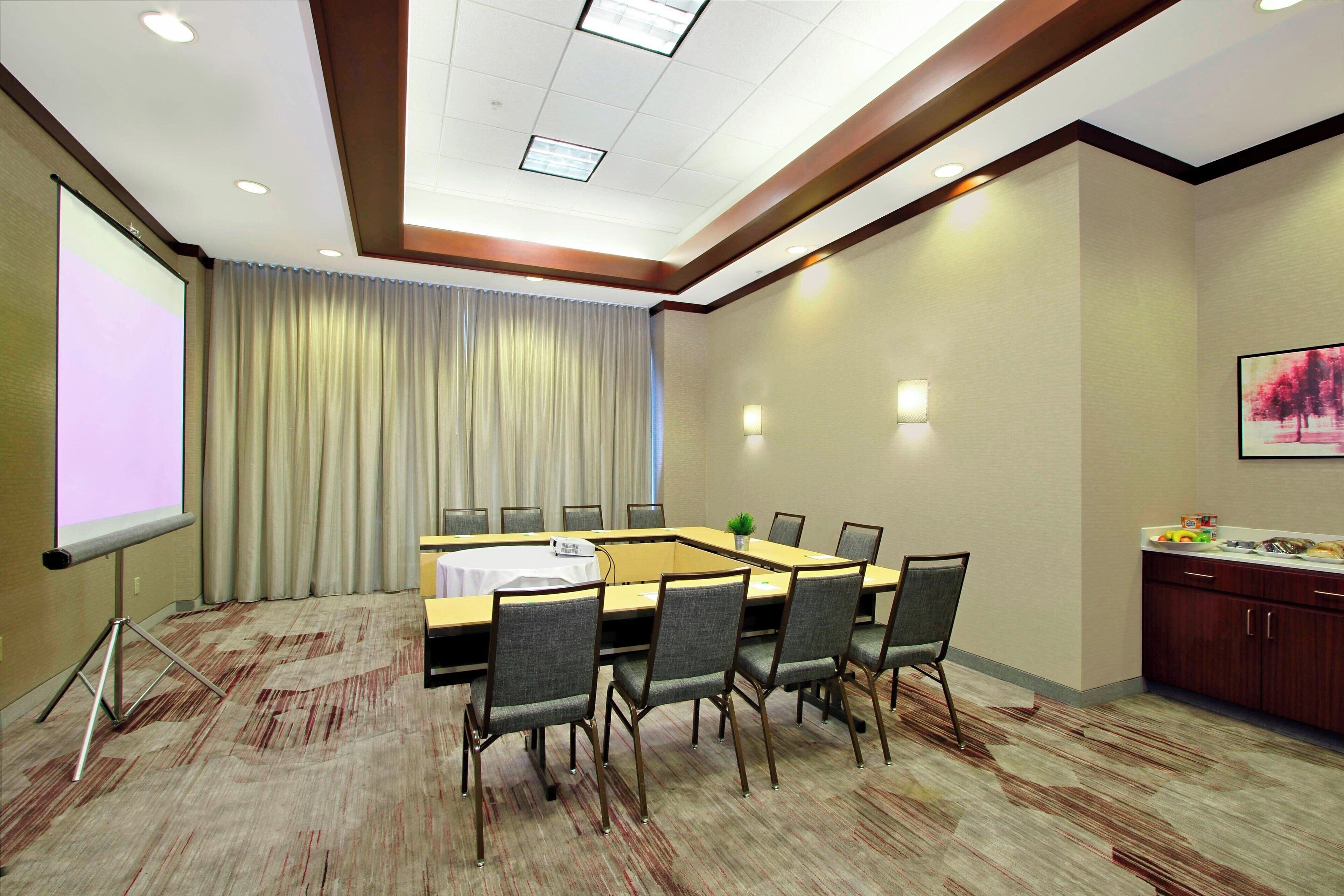 Photo - Courtyard by Marriott Oakland Downtown