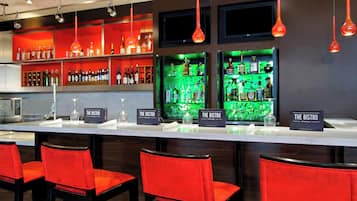 Bar (en el alojamiento)