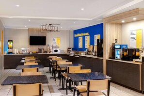 Dining - Days Inn by Wyndham Edmundston (Edmundston)
