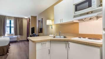 Studio, 1 Queen Bed, Accessible, Non Smoking