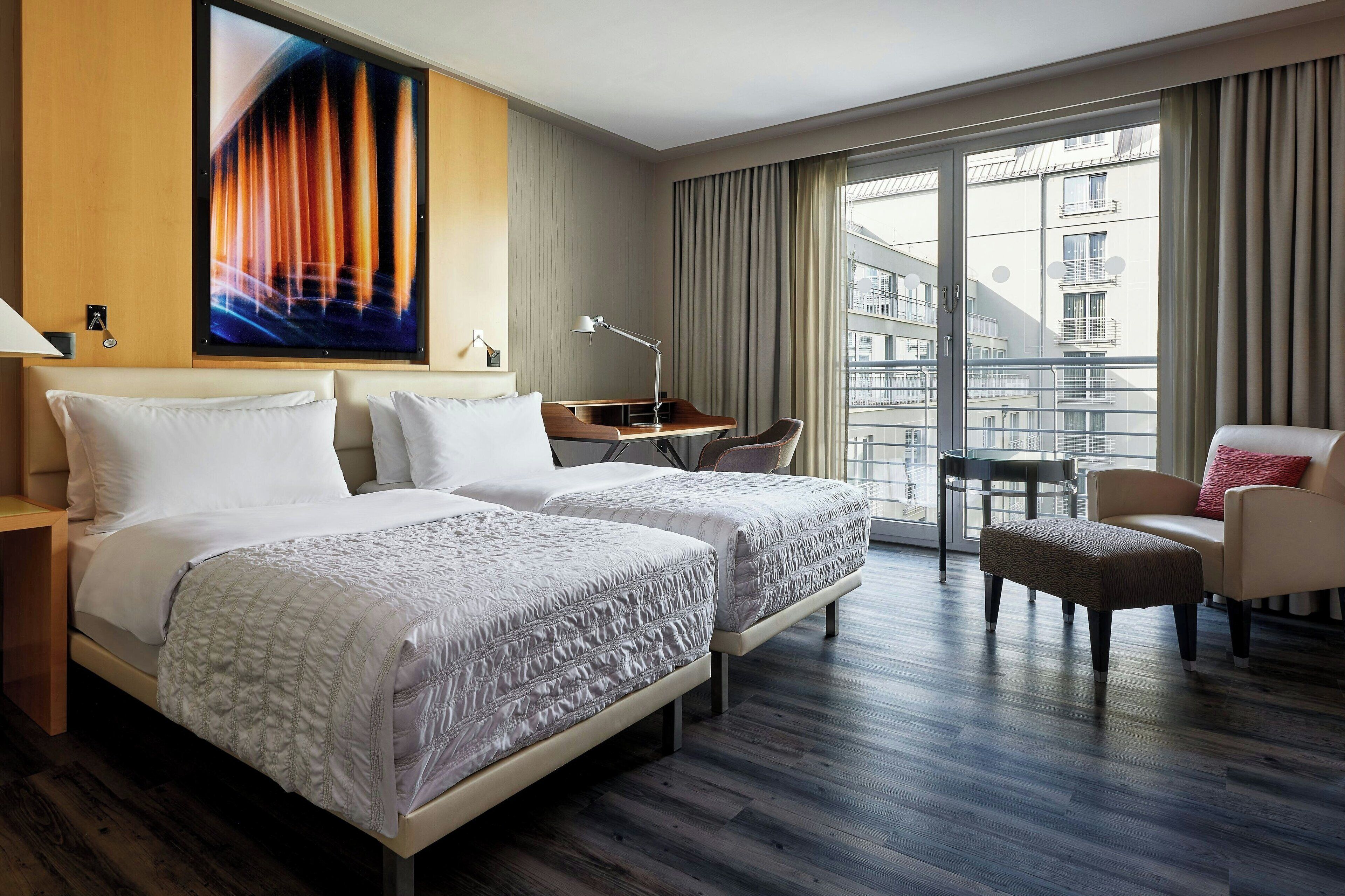 deluxe room, 2 single beds, non smoking, garden view | 1 bedroom, premium bedding, down duvets, pillow-top beds