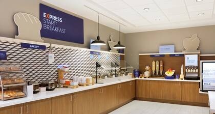 Holiday Inn Express And Suites Seattle Downtown - Lake Union by IHG